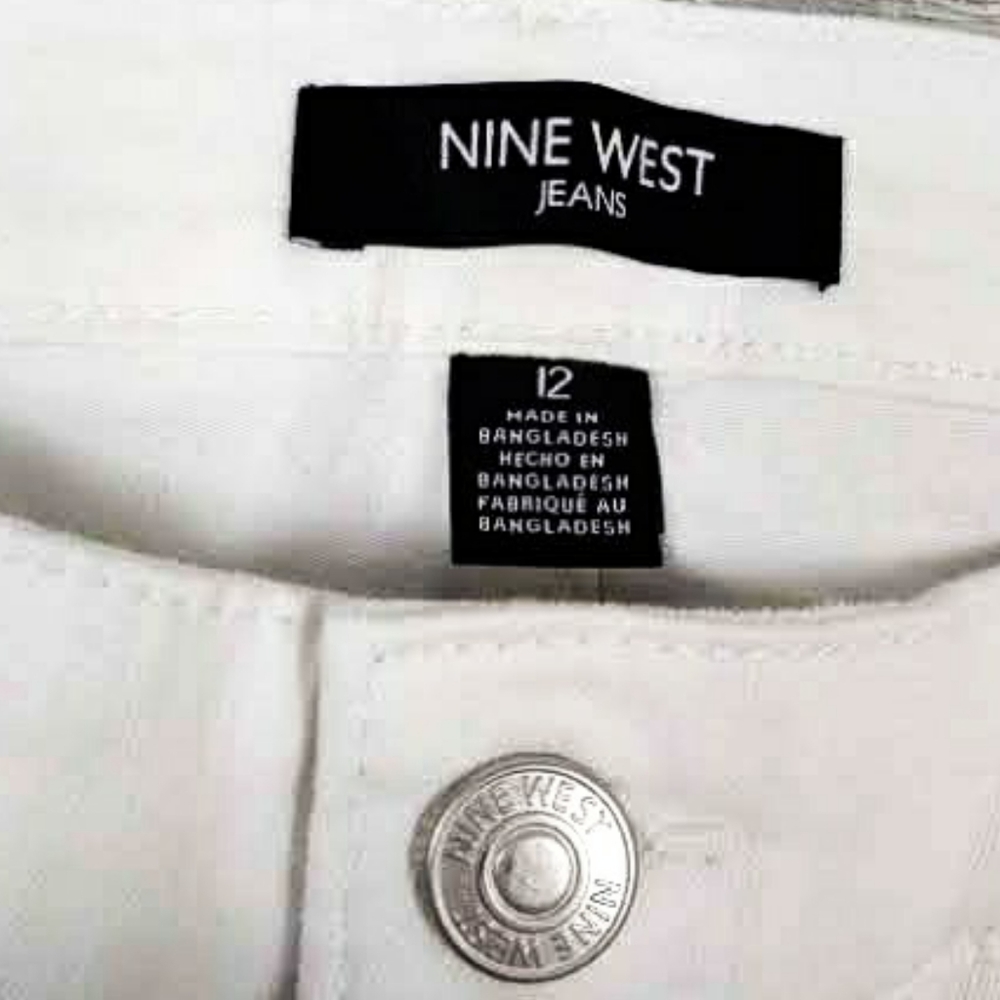 NWT-Nine West White Crystal Stretch Capri Jeans - Picture 5 of 9